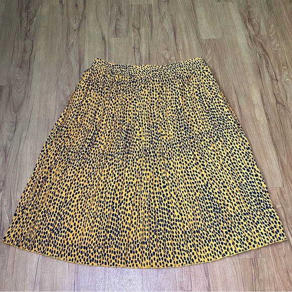 J.Crew Pleated Midi Skirt Women's Size 16 Mustard Yellow Navy Animal Print Spots - Picture 3 of 15